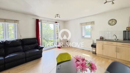 Plumstead Road, 2 bedroom Flat to rent, &pound;1,700 pcm