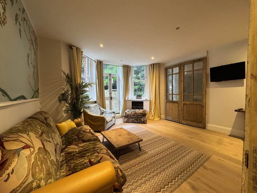 Main image of Flat to rent, Durley Gardens, Dorset, BH2