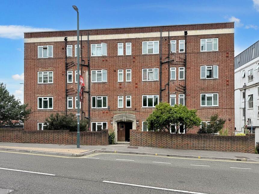 Main image of 1 bedroom Flat to rent, Terrace Road, Dorset, BH2