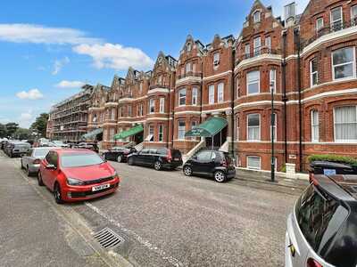 Durley Gardens, Flat to rent, &pound;750 pcm