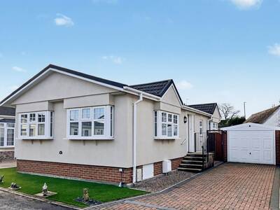2 bedroom Park Home Property for sale