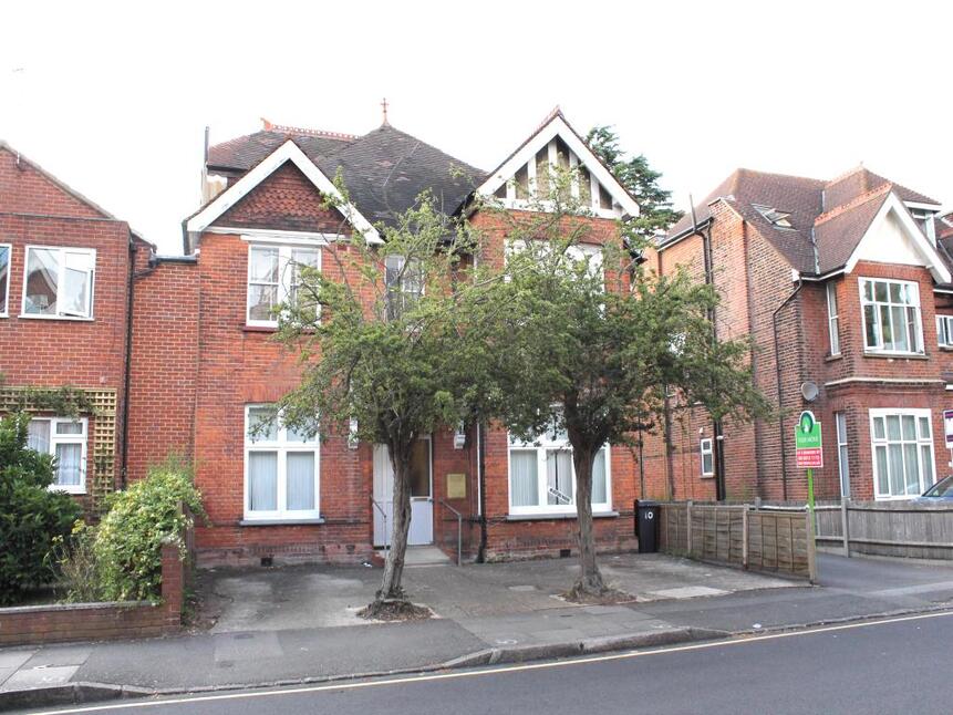Main image of 2 bedroom Flat to rent, Highland Road, Bromley, BR1