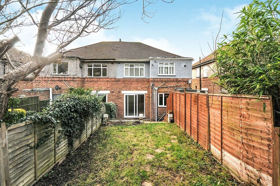 Main image of 2 bedroom Flat to rent, Mill Vale, Bromley, BR2