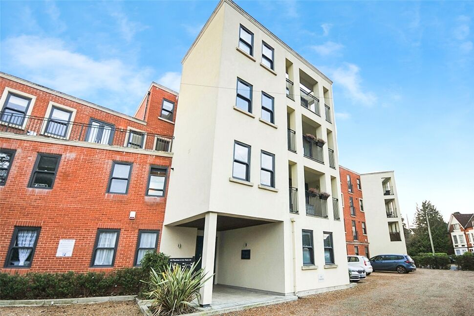 Main image of 3 bedroom Flat to rent, Plaistow Lane, Bromley, BR1