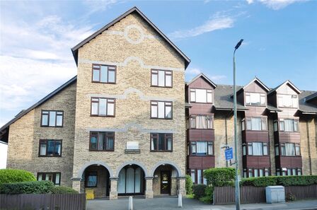 Homesdale Road, 1 bedroom  Flat for sale, £90,000