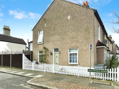 Heathfield Road, 3 bedroom Semi Detached House for sale, £550,000