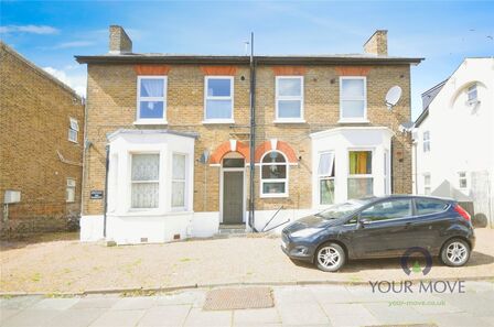 1 bedroom  Flat for sale
