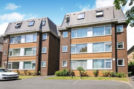 1 bedroom  Flat for sale