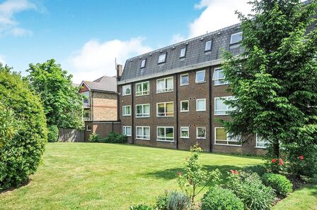 1 bedroom  Flat for sale