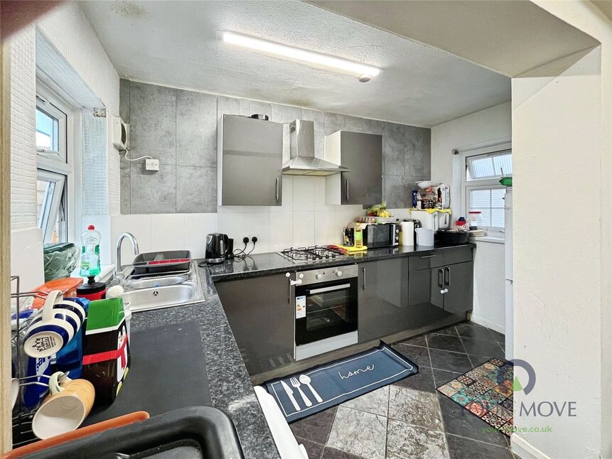 Kitchen / Breakfast Room