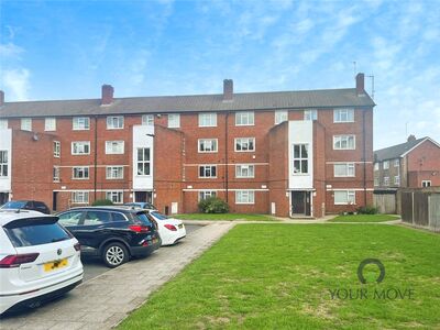 Cobham Close, 3 bedroom  Flat for sale, £350,000
