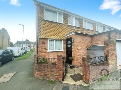 3 bedroom End Terrace House for sale