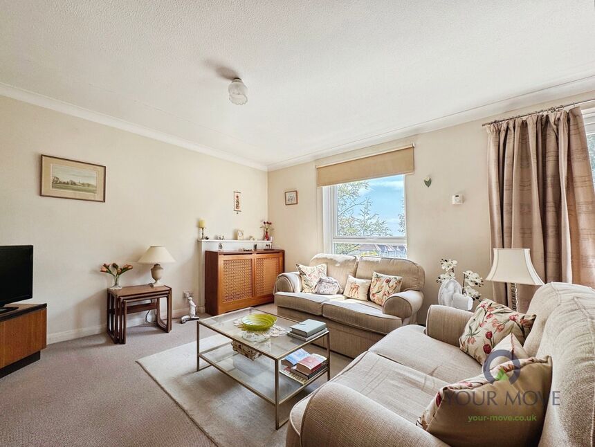 2 bedroom Flat for sale