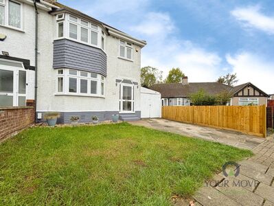 Chatsworth Avenue, 3 bedroom End Terrace House for sale, &pound;575,000
