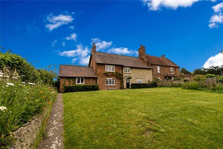 Church Lane, 3 bedroom Semi Detached House to rent, £1,600 pcm