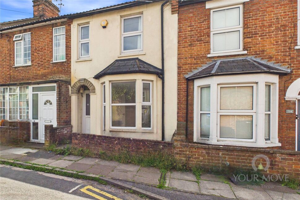 Main image of 3 bedroom Mid Terrace House to rent, Queens Park, Aylesbury, Buckinghamshire, HP21