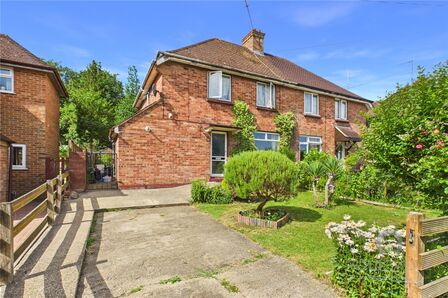 Westfields, 3 bedroom Semi Detached House to rent, &pound;1,400 pcm