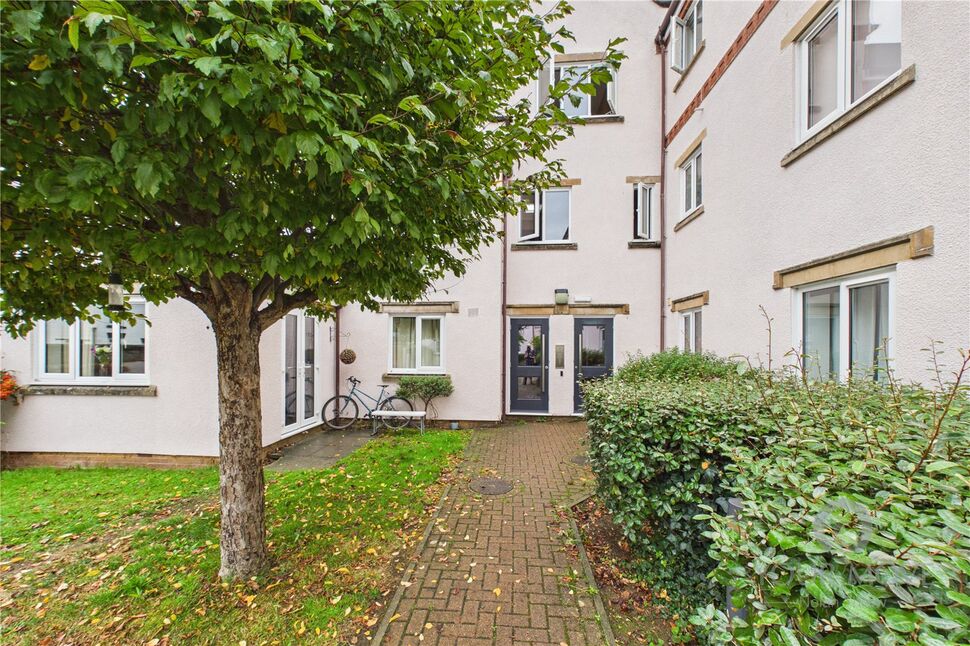 Main image of 1 bedroom Flat to rent, Nelson Street, Buckingham, Buckinghamshire, MK18