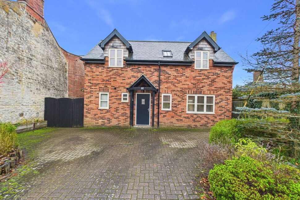 Main image of 2 bedroom Detached House to rent, Main Street, Chackmore, Buckinghamshire, MK18