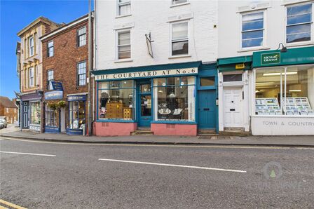 Bridge Street, 3 bedroom  Flat to rent, £1,100 pcm