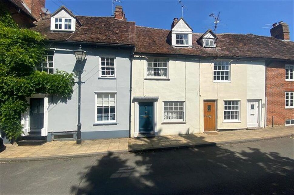 Main image of 2 bedroom Mid Terrace House to rent, Manor Street, Buckingham, Buckinghamshire, MK18