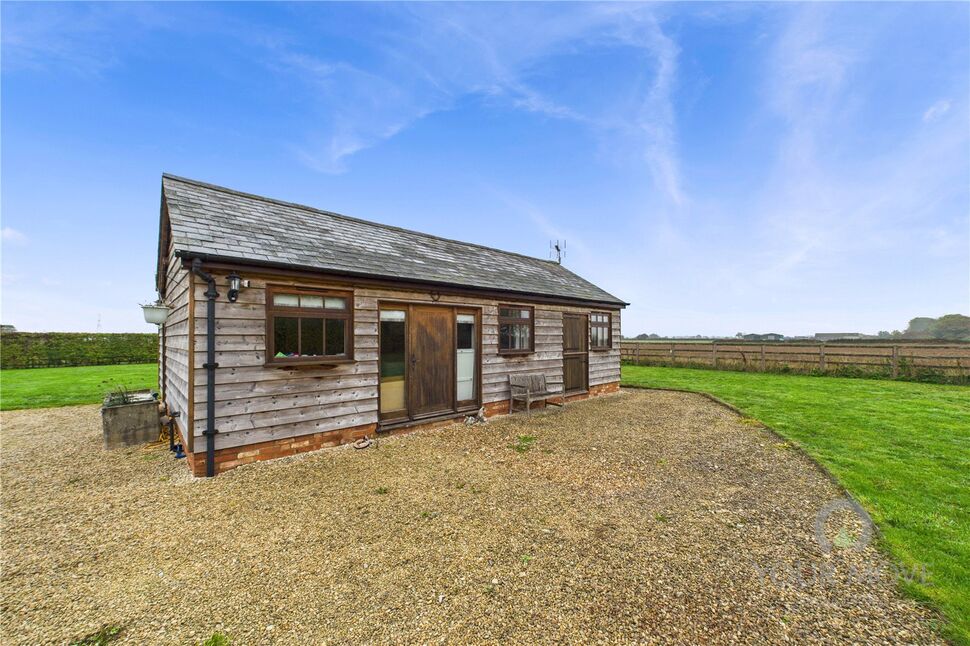 Main image of 1 bedroom Bungalow to rent, Dunton, Buckingham, Buckinghamshire, MK18