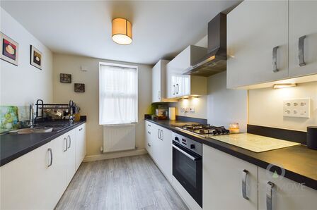Alfred Way, 3 bedroom Semi Detached House for sale, £416,500