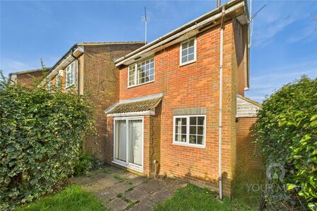 1 bedroom End Terrace Flat for sale