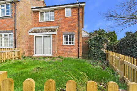 1 bedroom End Terrace House for sale