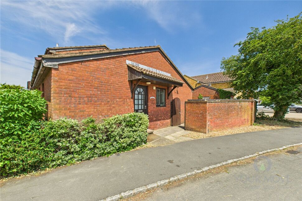 Main image of 2 bedroom End Terrace Bungalow for sale, Springfields Close, Padbury, Buckinghamshire, MK18