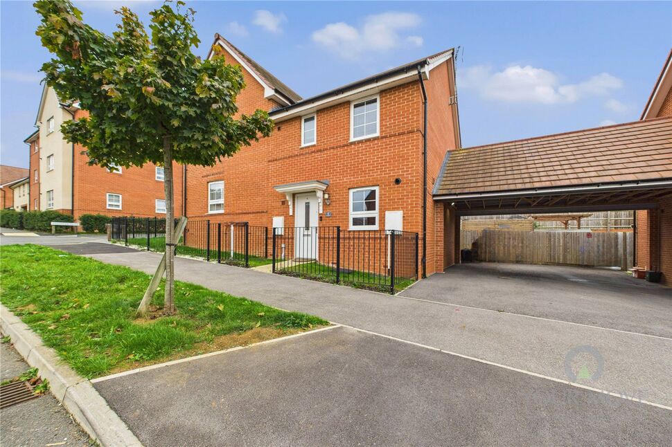 Main image of 3 bedroom Semi Detached House for sale, Dunstan Street, Buckingham, Buckinghamshire, MK18