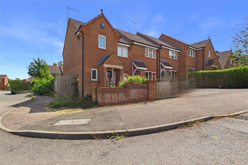 Main image of 3 bedroom End Terrace House for sale, Primrose Way, Buckingham, Buckinghamshire, MK18