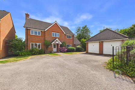 Aris Way, 5 bedroom Detached House for sale, &pound;750,000