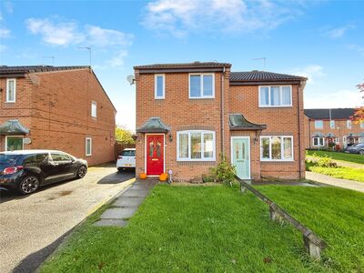 2 bedroom Semi Detached House to rent