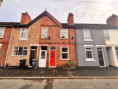Craven Street, 3 bedroom Mid Terrace House for sale, &pound;125,000