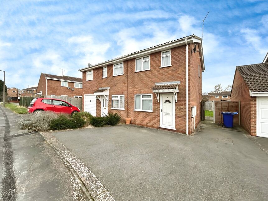 Main image of 2 bedroom Semi Detached House to rent, Glamis Close, Stretton, Staffordshire, DE13