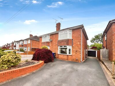 Malvern Avenue, 2 bedroom Semi Detached House for sale, £220,000