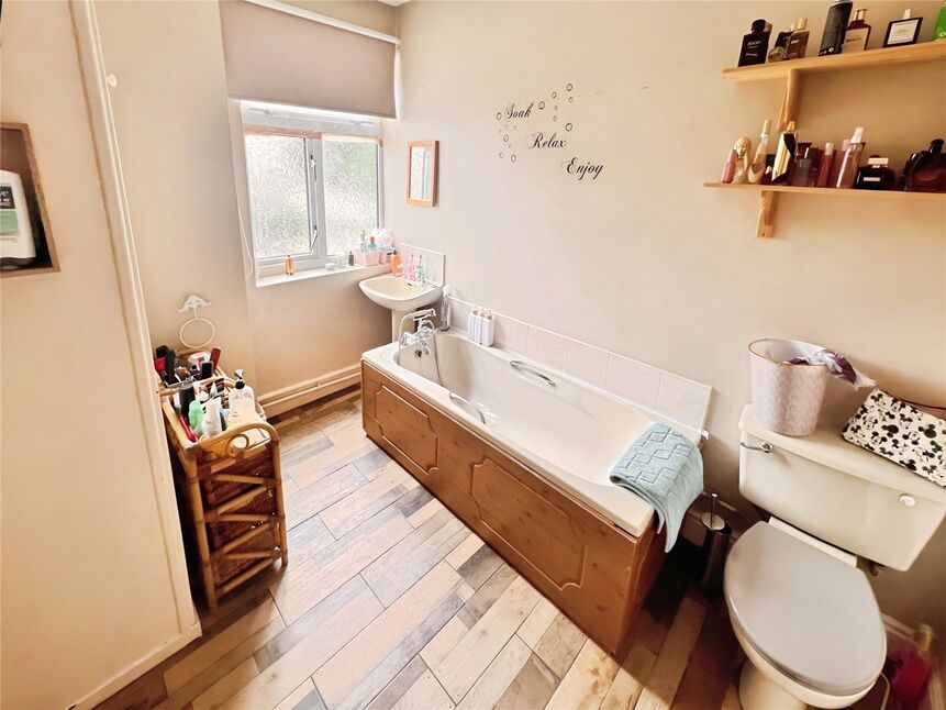 Bathroom WC