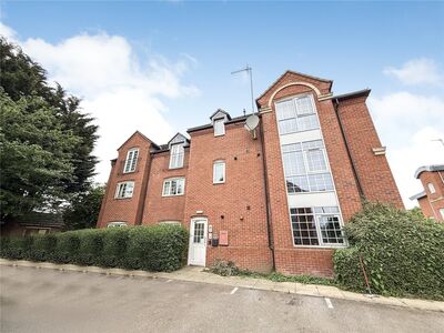 Caxton Court, 2 bedroom  Flat to rent, £650 pcm