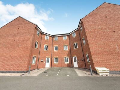 Princess Way, 2 bedroom  Flat to rent, £700 pcm