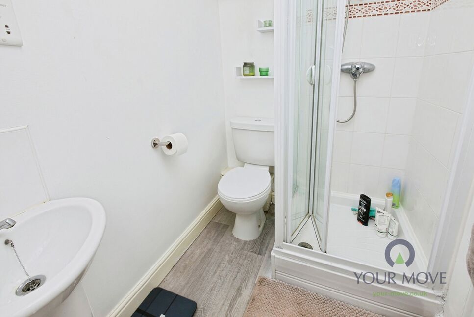 En-Suite Shower