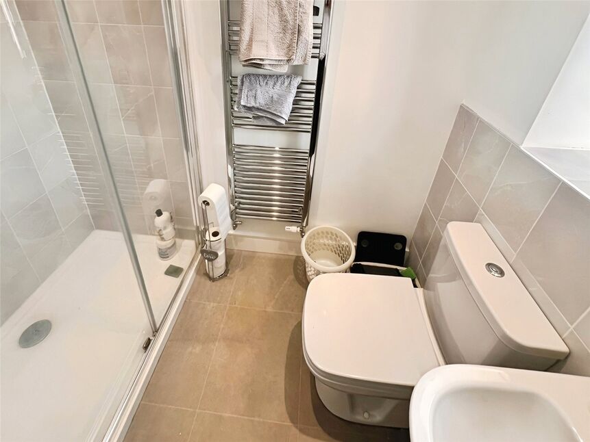 En-Suite Shower WC