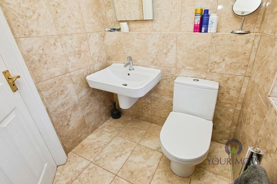 En-Suite Shower WC
