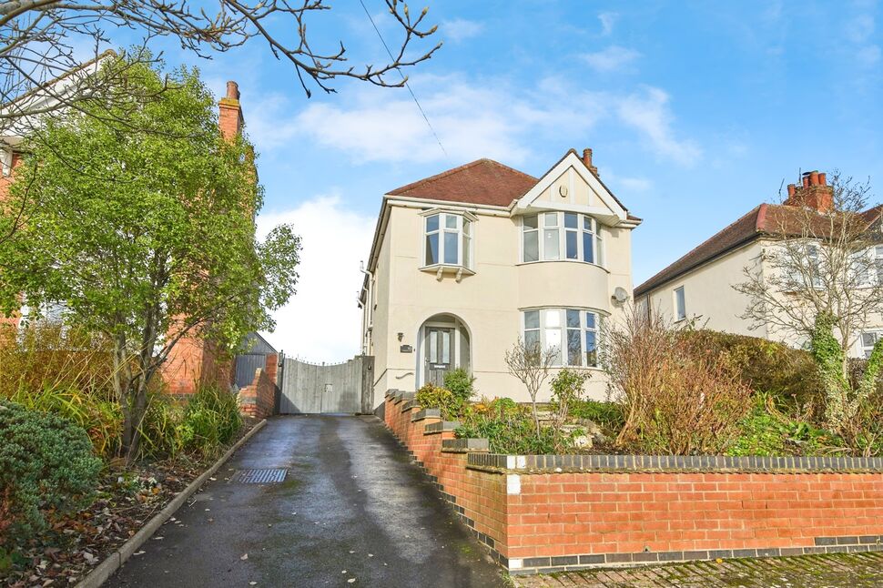 Main image of 4 bedroom Detached House for sale, Henhurst Hill, Burton-on-Trent, Staffordshire, DE13