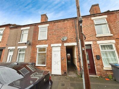 Goodman Street, 3 bedroom Mid Terrace House to rent, &pound;875 pcm