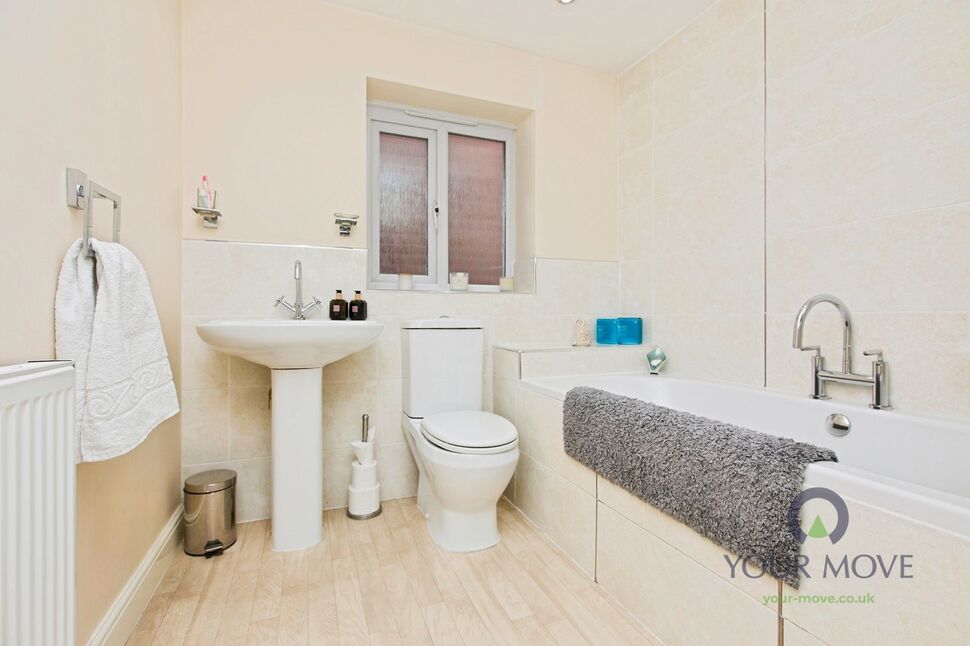 Family Bathroom WC