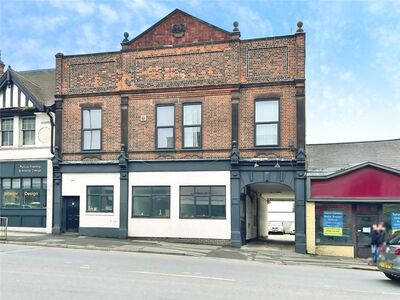 Borough Road, 1 bedroom Flat to rent, &pound;575 pcm