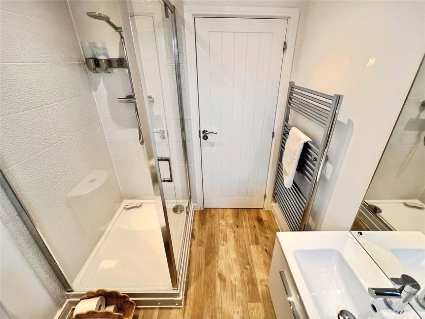 En-Suite Shower WC