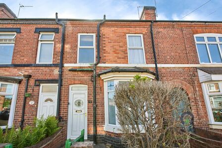 3 bedroom Mid Terrace House for sale