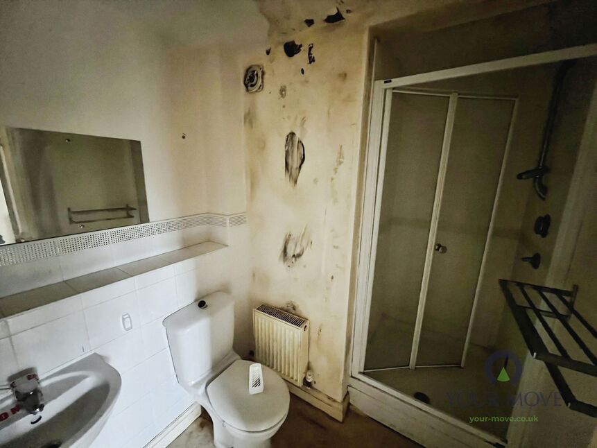 En-Suite Shower WC